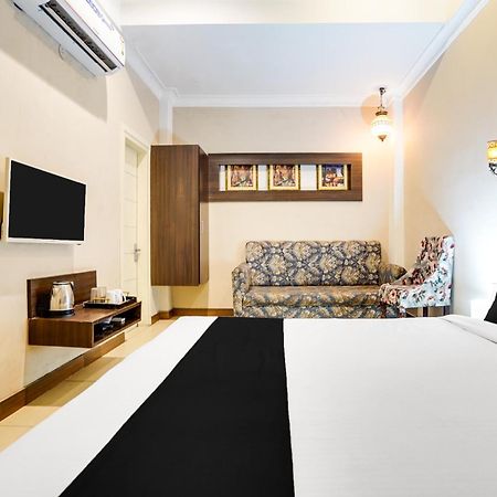 Super Townhouse Mansarovar Near Metro Station Jaipur Exterior photo