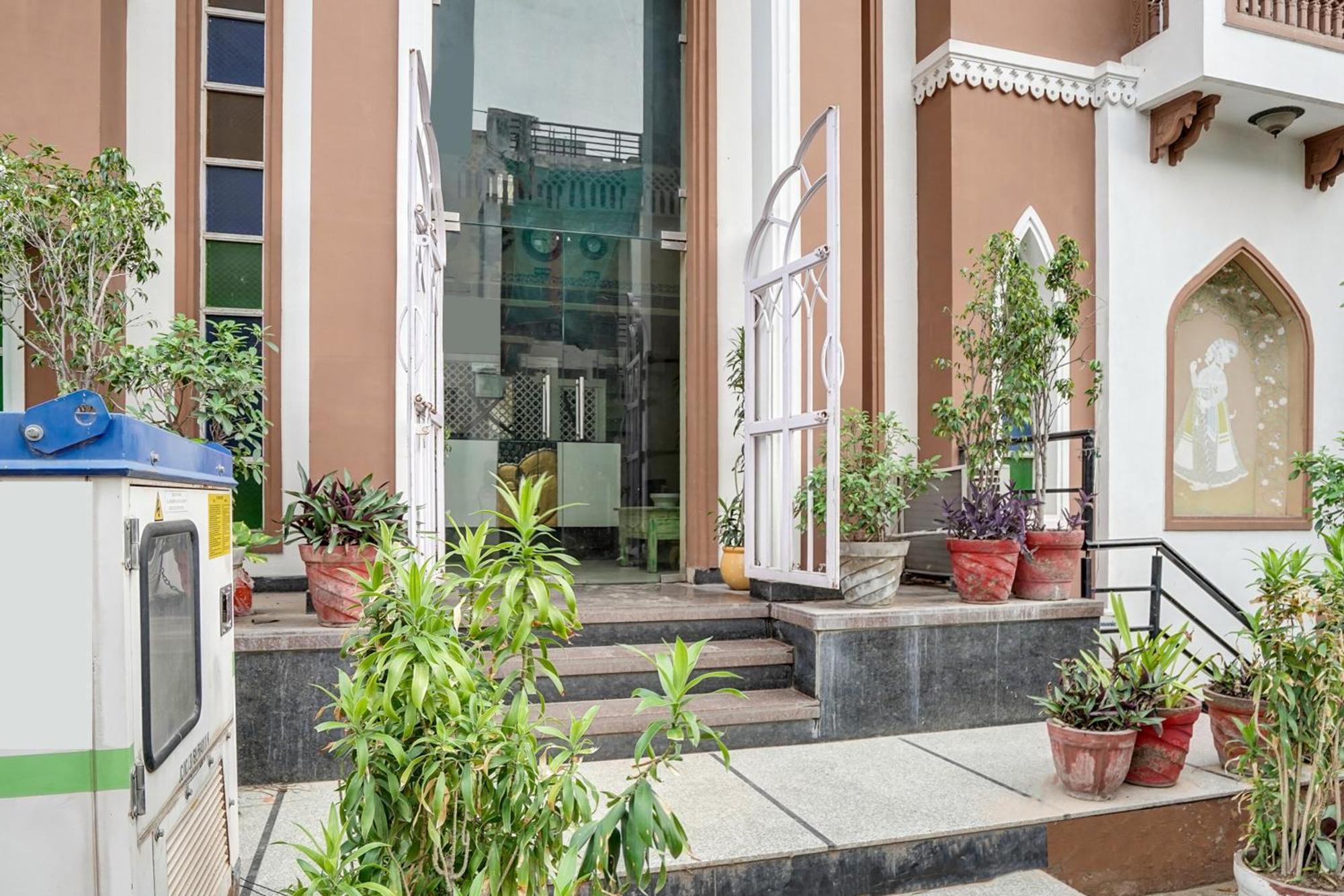Super Townhouse Mansarovar Near Metro Station Jaipur Exterior photo
