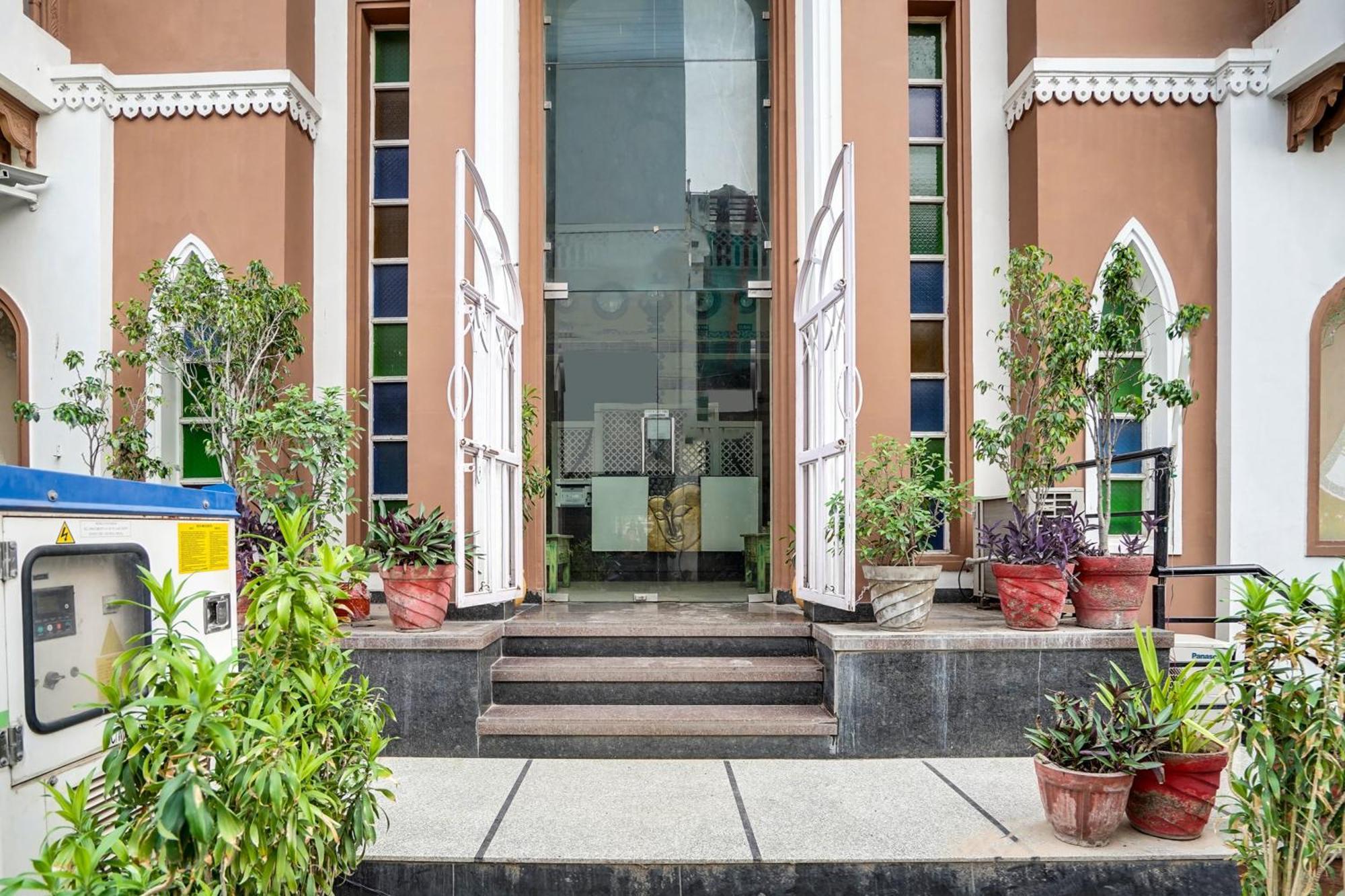 Super Townhouse Mansarovar Near Metro Station Jaipur Exterior photo