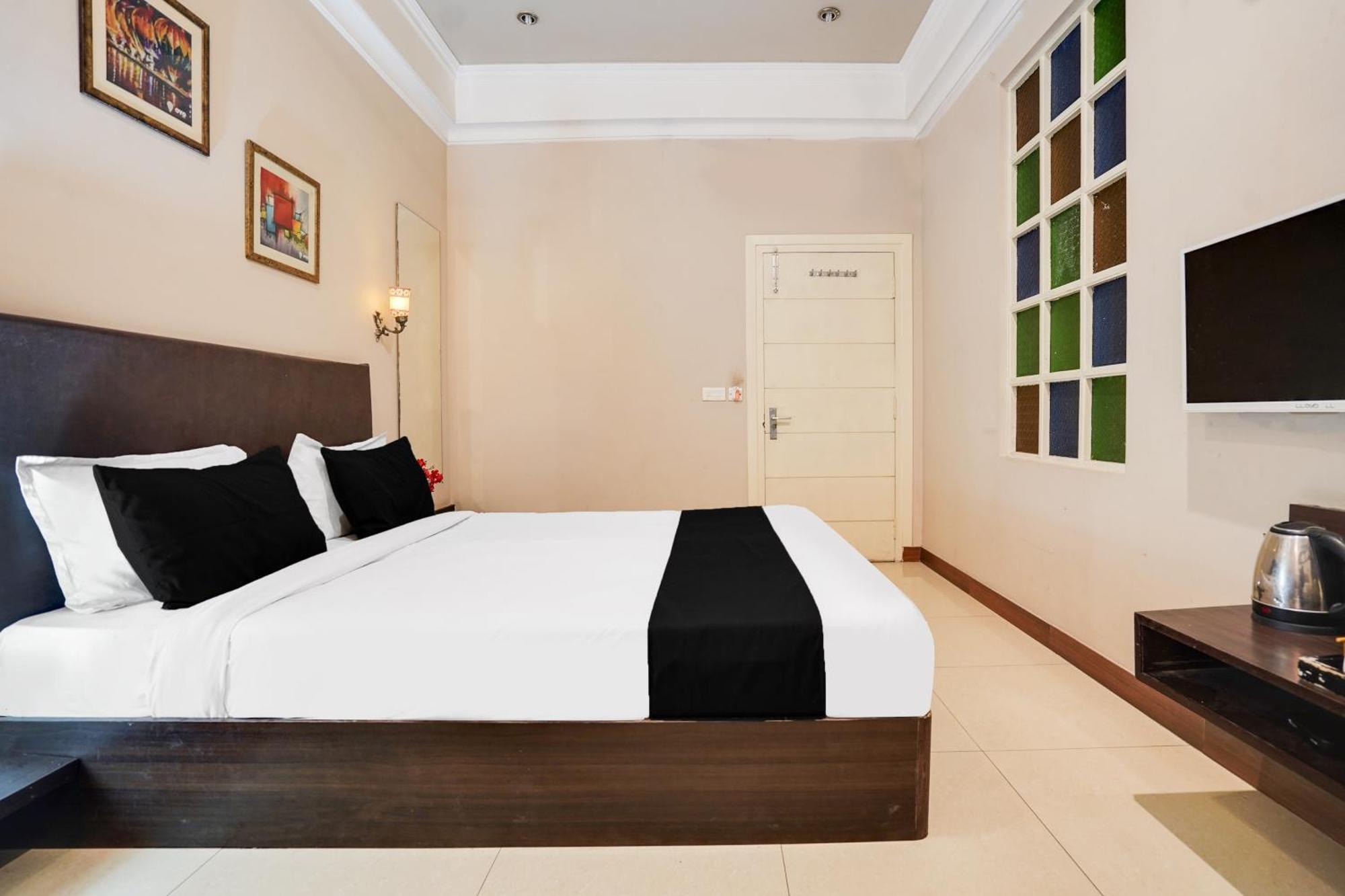 Super Townhouse Mansarovar Near Metro Station Jaipur Exterior photo